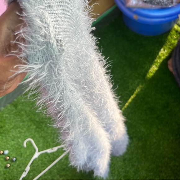 China fur shrug FIXED FIXED FIXED NO OFFERS PLZ❌ - Picture 5 of 8